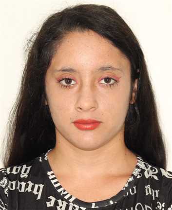 Escorta Oras: Bucuresti - Escorta Telefon: 0723142052 -  Servicii Escorta : Roscata discreta atenta la cerintele tale, ofer domnilor manierati companie si masaj terapeutic la domiciliul meu.  Ofer si cer seriozitate maxima, igiena garantata.  Detalii suplimentare la telefon. 
