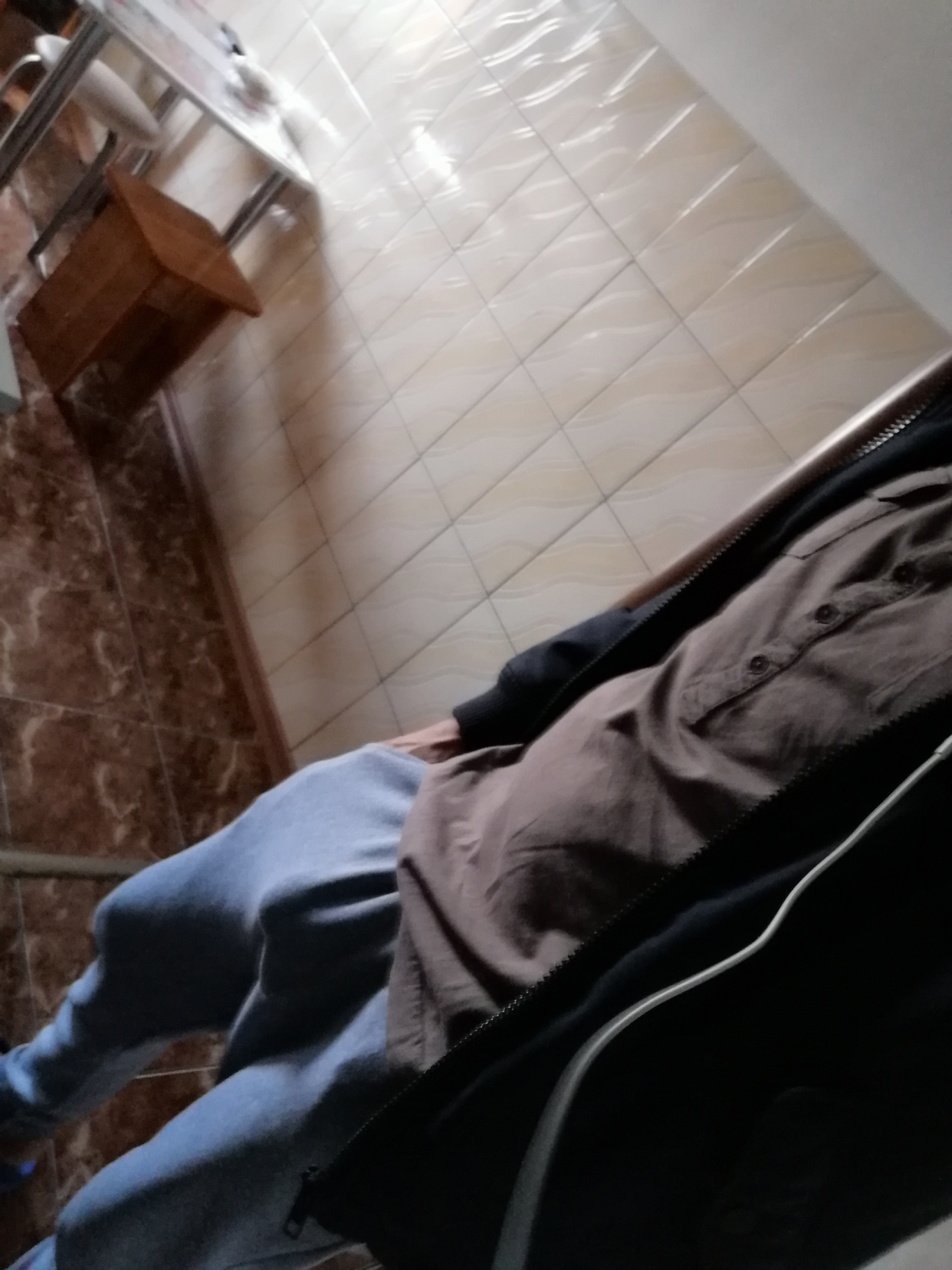 Escorta Oras: Brașov - Escorta Telefon: 0723085100 -  Servicii Escorta : Maseur cu experienta ofer ?edin?e de masaj, satisfac pl?ceri
În Bra?ov sau Sfântu Gheorghe
