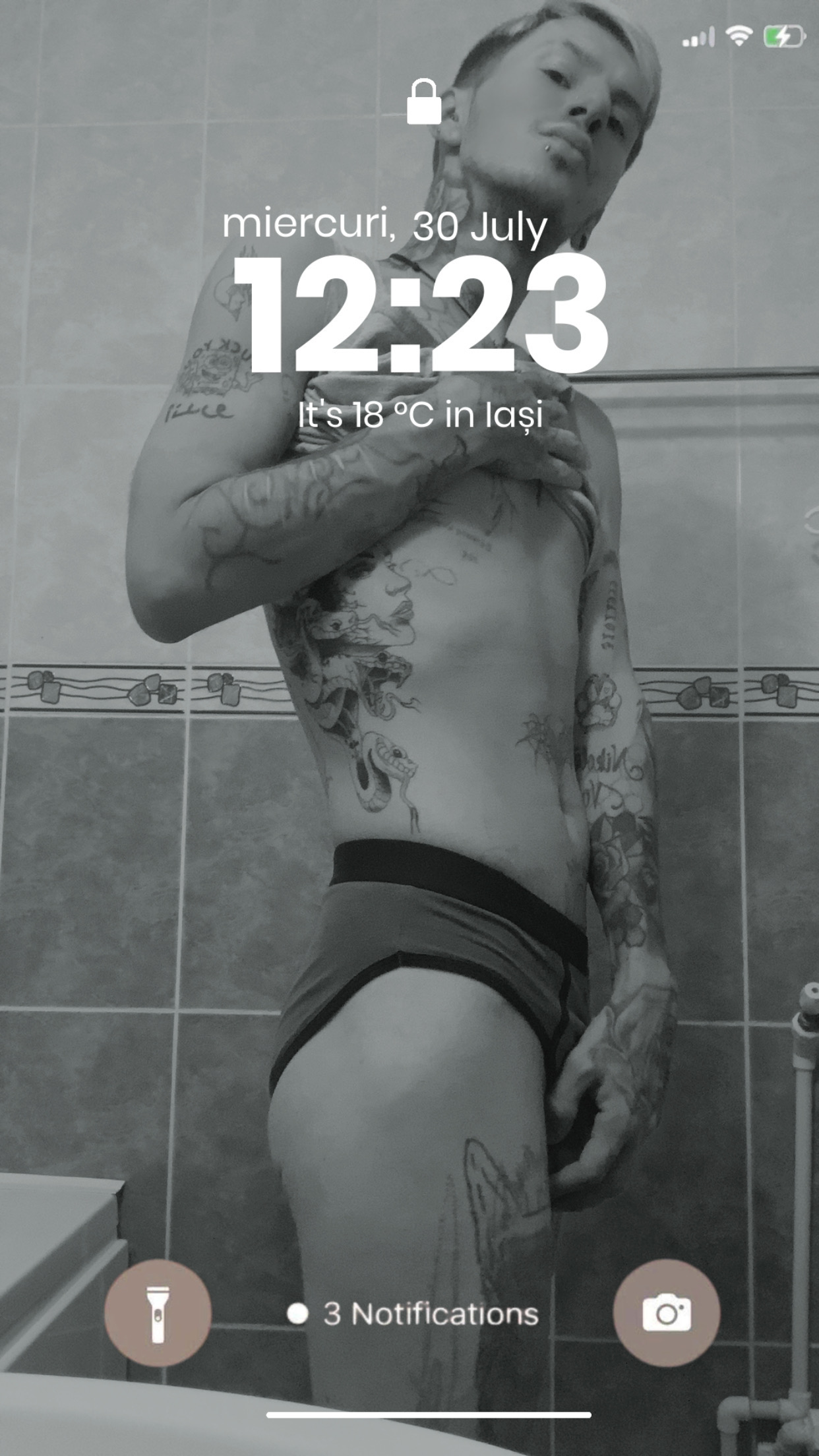 Escorta Oras: Iasi - Escorta Telefon: 0746739167 -  Servicii Escorta : Buna ! M? numesc Habibi , în vârst? de 25 ani gay escort ! ?armant , elegant ?i experimentat în domeniul pl?cerilor neprev?zute ! pentru informa?ii contacta?i-m? ! Mesajele proste?ti ?i pierderea de timp se trateaz? cu bloc! Aici doar pentru domnii ce ?tiu ce vor! Sunt top !