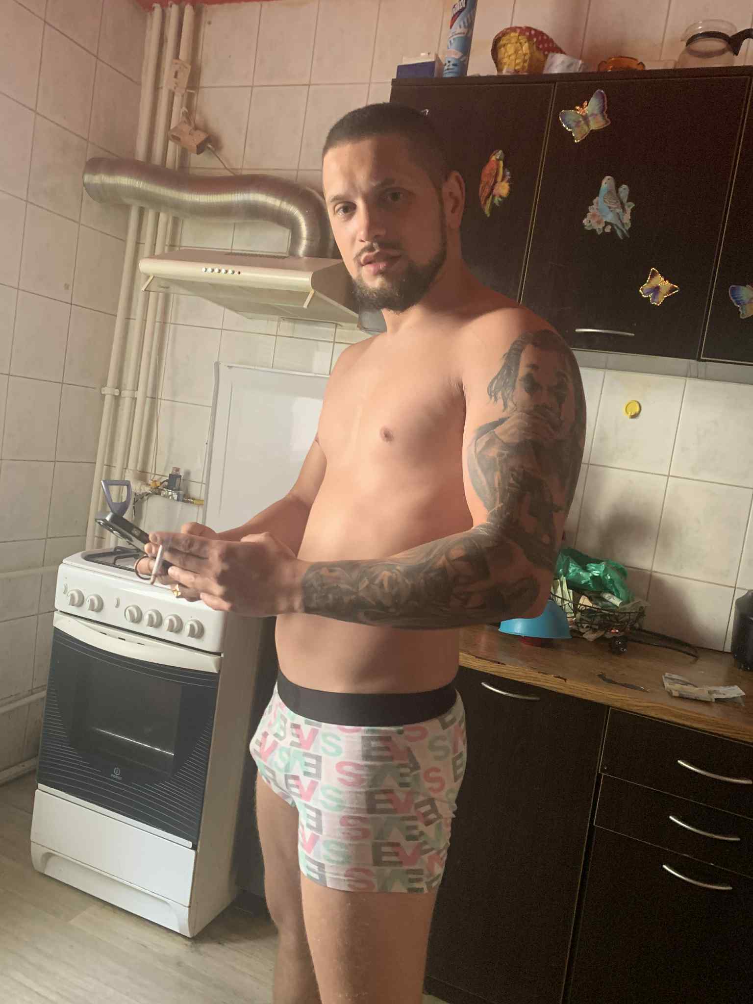 Escorta Oras: Bucuresti - Escorta Telefon: 0744292383 -  Servicii Escorta : Escorta senzuala iti pot oferi companie, masaj de relaxare, intr-o ambianta placuta, clipe linistite la domiciliul meu sau al tau.  Astept domni seriosi si manierati.  Detalii la telefon