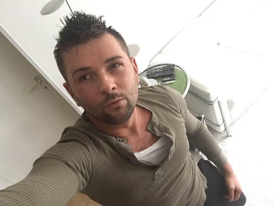 Constanta - Escorta Sexy - Domn cu experien??, a?tept mesajele tale în privat