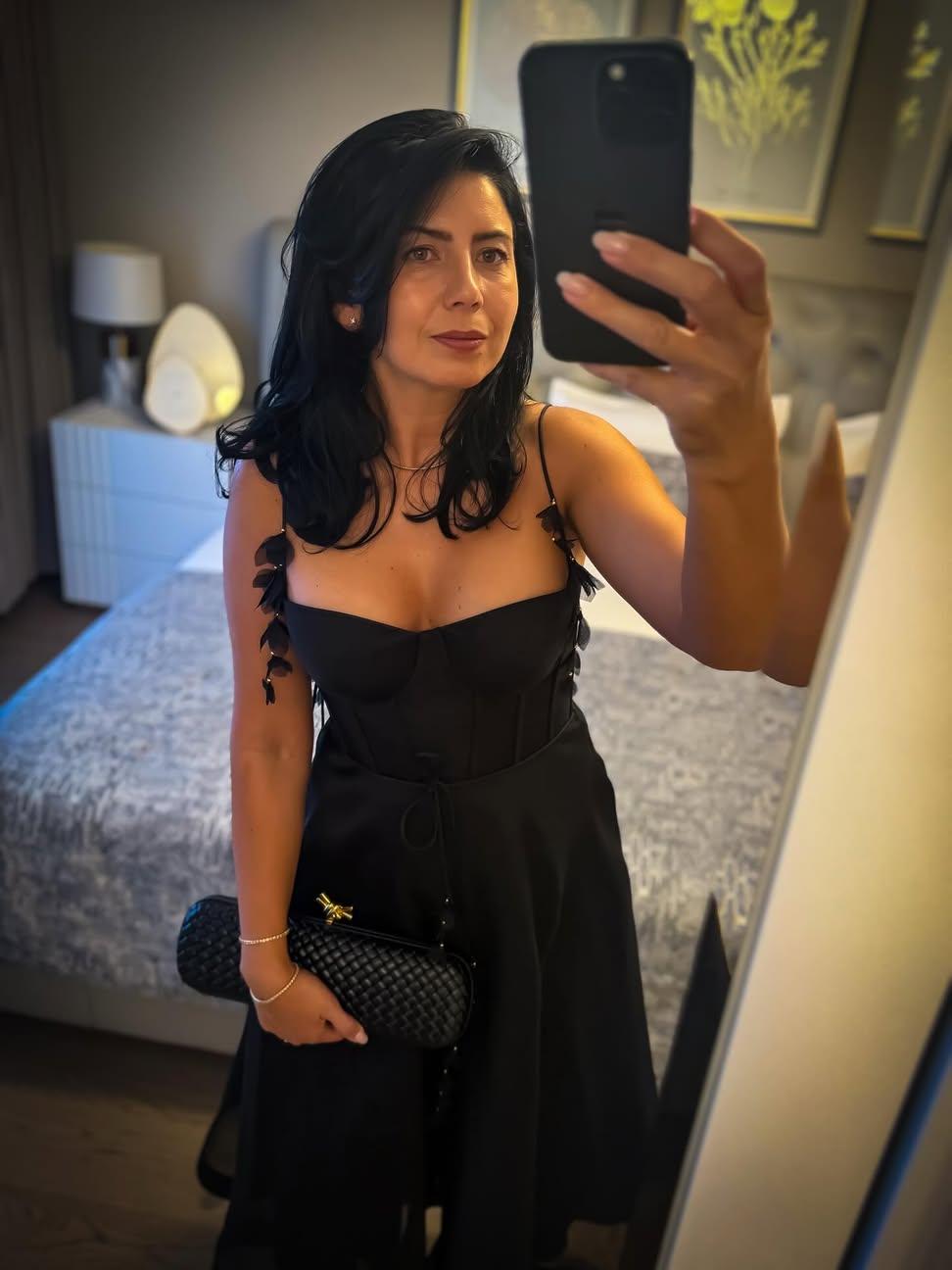 Escorta Oras: Kurtea De Arges - Escorta Telefon: 0723142052 - Servicii Escorta : Roscata discreta atenta la cerintele tale, ofer domnilor manierati companie si masaj terapeutic la domiciliul meu. Ofer si cer seriozitate maxima, igiena garantata. Detalii suplimentare la telefon. Escorta Oras: Kurtea De Arges - Escorta Telefon: 0723142052 - Servicii Escorta : Roscata discreta atenta la cerintele tale, ofer domnilor manierati companie si masaj terapeutic la domiciliul meu. Ofer si cer seriozitate maxima, igiena garantata. Detalii suplimentare la telefon.