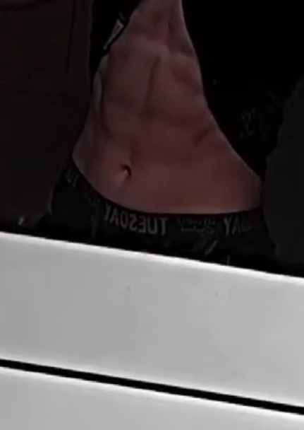 Bucuresti - Escorta Sexy - Dominant &amp; Versatil – pentru pl?ceri intense ?i autentice 
• Las?-mi mesaj WhatsApp dac? e?ti interesat/? .  
Sunt un b?rbat sigur pe el, cu o energie masculin? puternic? ?i o atitudine dominant? care ?tie s? conduc? jocul dar ?i suficient de versatil încât s?-?i ofer exact experien?a pe care o cau?i.  
• Experien??, discre?ie ?i respect
• Carism? ?i atitudine de neuitat
• Momente de pasiune intens? ?i conexiune real?
Indiferent dac? î?i dore?ti o experien?? fierbinte, o sear? rafinat? sau companie de calitate, sunt aici s? î?i transform fanteziile în realitate.  
• Discret, curat, educat ?i atent la detalii.  
Contacteaz?-m? ?i las?-m? s? î?i ar?t ce înseamn? s? fii cu un b?rbat care ?tie s? ofere pl?cere la cel mai înalt nivel. 