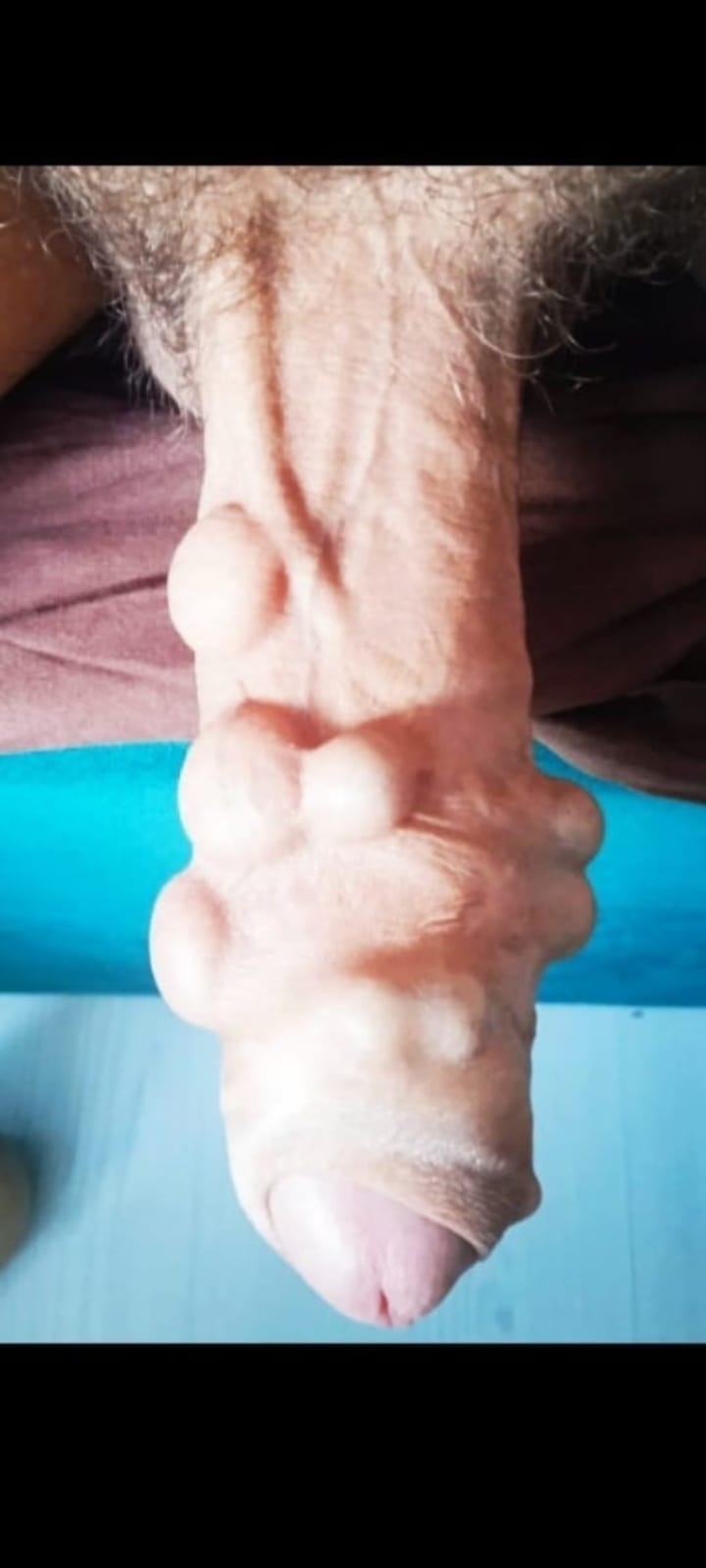 Escorta Sexy - Bucuresti - Bărbat hetero 46 de ani, sportiv, curat, foarte discret și cu cei 7 ani de acasă, dotat 18 cm reali, pentru doamne și cupluri.  Fără bărbați singuri! Bucuresti - Escorta Sexy - Bărbat hetero 46 de ani, sportiv, curat, foarte discret și cu cei 7 ani de acasă, dotat 18 cm reali, pentru doamne și cupluri.  Fără bărbați singuri!