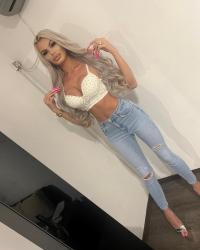 Bucuresti - Escorta Sexy - Escorta sexy si atenta la detalii te astept la mine domn serios sa-ti ofer cele mai bune servicii de companie, masaj de relaxare, body cu creme si uleiuri parfumate, esti un domn caruia ii place atmosfera atunci suna-ma, nu iti va parea rau.  Detalii la telefon. 