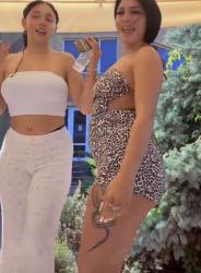 Escorte din - Titu Romania | Anunturi Matrimoniale / Escorte Sexy  - Telefon:  0764651381 - Adela! Suntem doua, dacă mă vrei singura se poate! Te ce simți bine cu siguranță 
