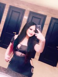 Escorta Oras: Pitești - Escorta Telefon: 0730549092 -  Servicii Escorta : Escorta manierata am revenit.  Ofer companie si masaj terapeutic facut cu creme si uleiuri aromate domnilor manierati intr-o locatie discreta.  Locuri de parcare si ac.  Detalii la telefon. 