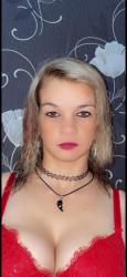 Escorta Oras: Pitești - Escorta Telefon: 0730154363 -  Servicii Escorta : Escorta apetisanta, dulce si atenta cu tine, locuiesc singura, garantez igiena si seriozitate, sunt o persoana sociabila, educata, ma adresez persoanelor cu bun simt, nu raspund la privat.  Detalii la telefon.  Poze reale
