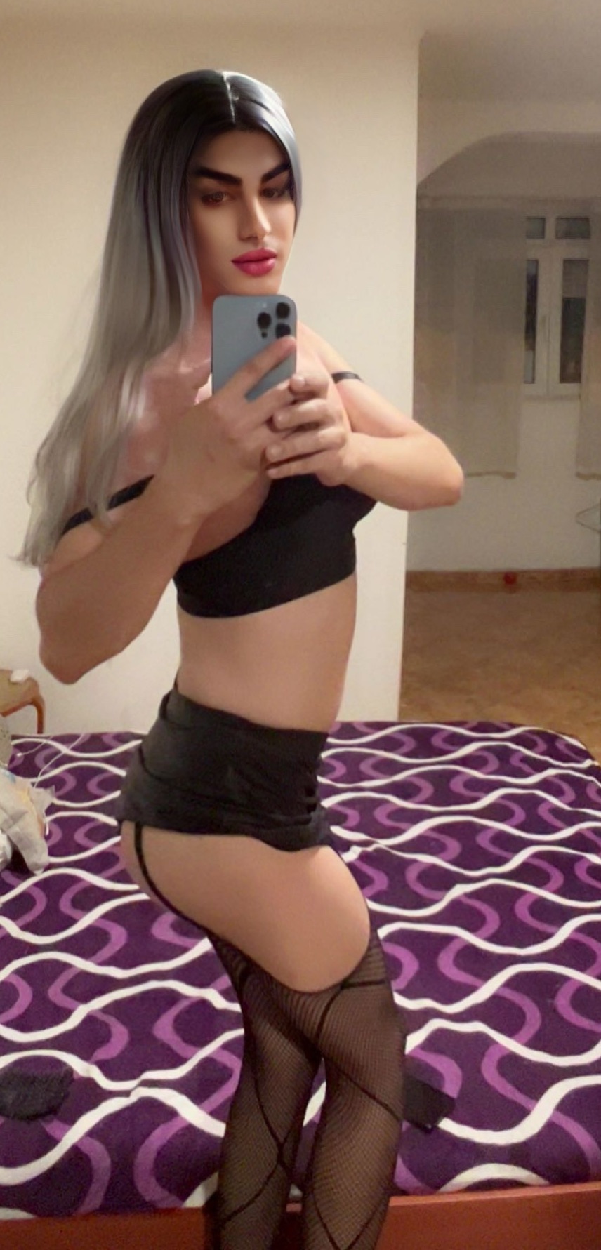 Bucuresti - Escorta Sexy - Carolina travestita dominatoare activa XXL