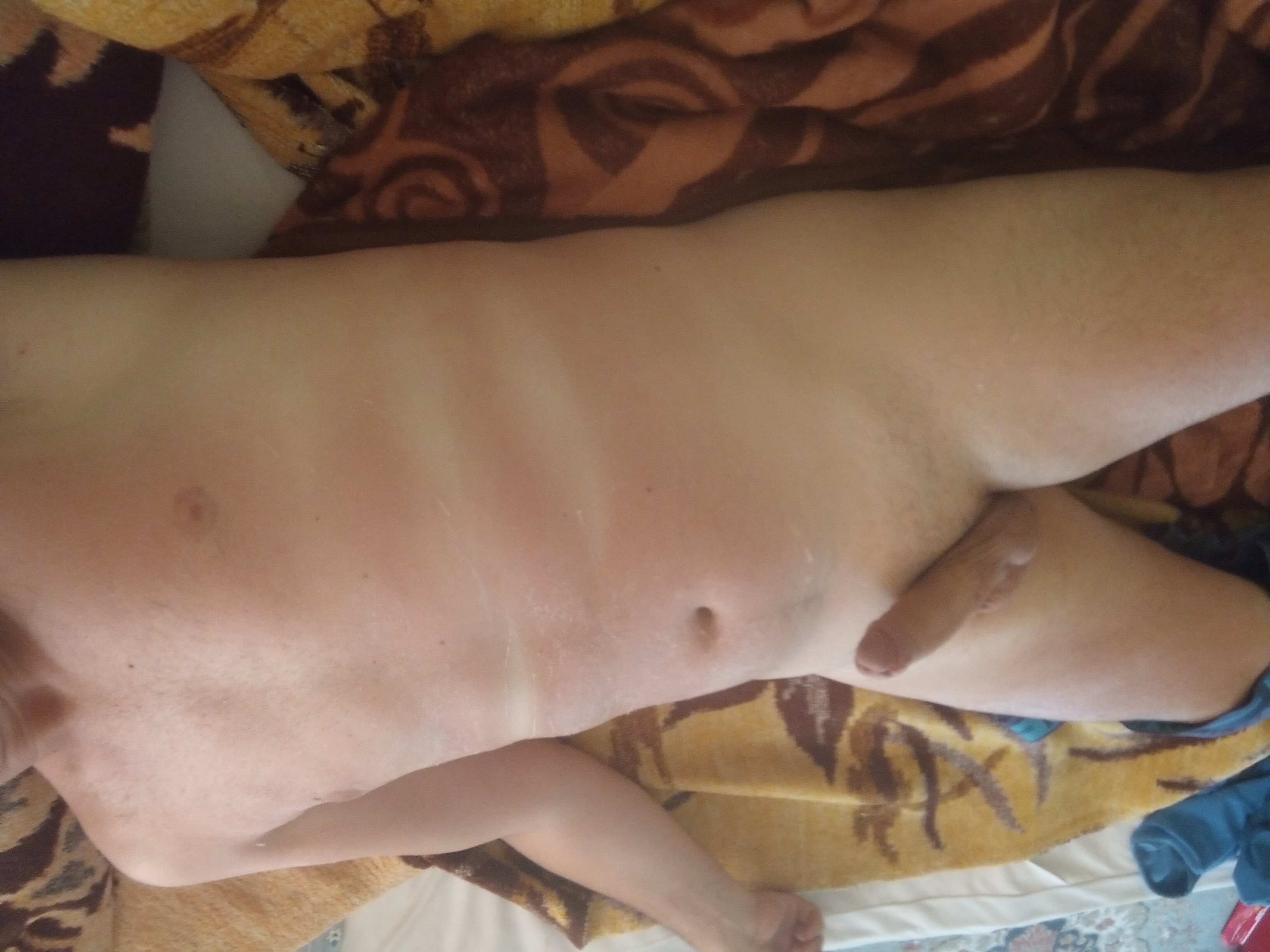 Galați - Escorta Sexy - Eu sunt Marian din Tudor Vladimirescu județul Galați sunt în căutarea unei persoane care să îmi facă toate plăcerile doresc sa cunosc pe cineva care să îmi facă toate plăcerile doresc să o dau la supt foarte mult cu tot cu spermă și când este culcată să te pun capră și să te fut adânc în cur