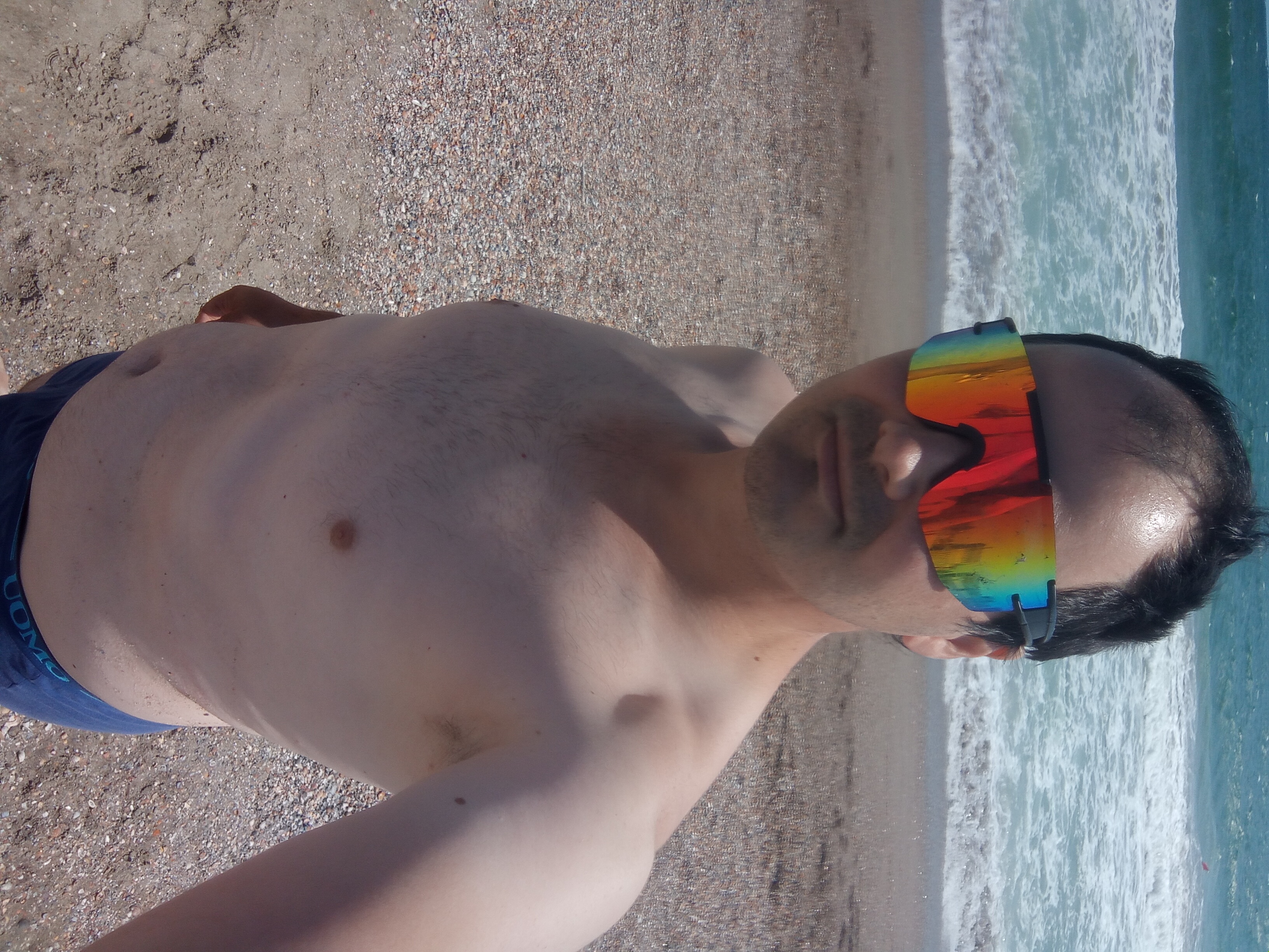 Galați - Escorta Sexy - Eu sunt Marian din Tudor Vladimirescu județul Galați sunt în căutarea unei persoane care să îmi facă toate plăcerile doresc persoane serioase bazată pe sinceritate și eu nu am loc îmi place să o dau la supt foarte mult să te pun în genunchi și să te țin cu mâinile de cap și să o sugi adânc și pe urmă te pun capră și te fut adânc ce-i care au drum spre Galați și vreți să o facem toată ziua și noaptea aștept mesaje pe WhatsApp sau la telefon
