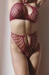 Bucuresti - Escorta Sexy - Vrei un show de pomina( treesame)  cu antrenoarea de fitness si cu maseuza de la sala de antrenament? Suntem Sanziana  si Mihaela,  doua bunaciuni atletice care iti ofera cele mai strasnice  meciuri de lupte erotice(wrestling) , body masaj, foot job, hand job,  facesitting, uro, ass worship, spanking, trampling, foot play, spitting, tras de par, controlul orgasmului, gfe, sufocare cu sanii, cu fundul, cu talpile, umilire, pegging, obiectificare, gagging, bondage, nipple torture, cbt, masaj la prostata, facial, la scalp, strapon play,  fortare, masturbare reciproca, vorbit murdar, feminizare, fetisuri, crossdressing, bodystockings, interogare, role play, , stimulare cu vibratoare, bile, plug, dildo, etc.  Urmeaza-ne in arena vibranta si fierbinte a femdom-ului si a placerilor interzise! In fata noastra esti un invins de cum aterizezi cu ochii in sutienul mostru.  Iti dam sansa sa iti iei revansa la meciul urmator, dar cred ca iti va placea mai mult sa te lasi invins de noi.  Suna-ne daca ti-ar placea sa te zbati sub doua amazoane si zeite care te vor lasa complet fara puteti!