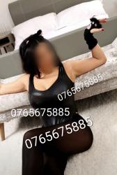 Escorte din - Bucuresti Romania | Anunturi Matrimoniale / Escorte Sexy  - Telefon:  0765675885 - Escorta bruneta reala, draguta si cu bun simt ofer companie, masaj terapeutic si masaj corporal de intretinere.  Prosoape curate, igiena.  Pt.  detalii in plus suna-ma.  Detalii la telefon.