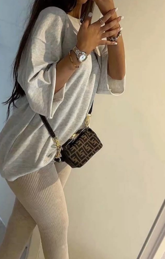 Escorta Oras: Bucuresti - Escorta Telefon: 0734856866 -  Servicii Escorta : Escorta sexy si atenta la detalii te astept la mine domn serios sa-ti ofer cele mai bune servicii de companie, masaj de relaxare, body cu creme si uleiuri parfumate, esti un domn caruia ii place atmosfera atunci suna-ma, nu iti va parea rau.  Detalii la telefon.  Escorta Oras: Bucuresti - Escorta Telefon: 0734856866 -  Servicii Escorta : Escorta sexy si atenta la detalii te astept la mine domn serios sa-ti ofer cele mai bune servicii de companie, masaj de relaxare, body cu creme si uleiuri parfumate, esti un domn caruia ii place atmosfera atunci suna-ma, nu iti va parea rau.  Detalii la telefon.