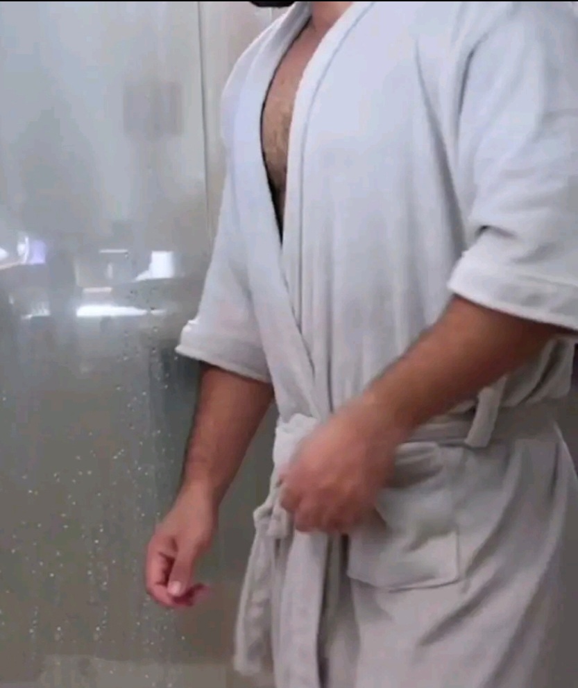 Bucuresti - Escorta Sexy - Salut ma? adresez celor care î?i doresc clipe de neuitat, Pasiune , Extaz, Diverse fantezii , Masaj de relaxare , Sau erotic nu ezita s? m? contactezi la numarul de telefon afisat! Loca?ie de lux! încep?torii sunt bineveni?i.  î?i voi respecta orice cerin?? si barier? încât s? ai o experien?a cât mai pl?cut? ?i mai exact? de ceea ce cau?i.  Ofer seriozitate , Discre?ie , Igien?.  DISPONIBIL 24 /