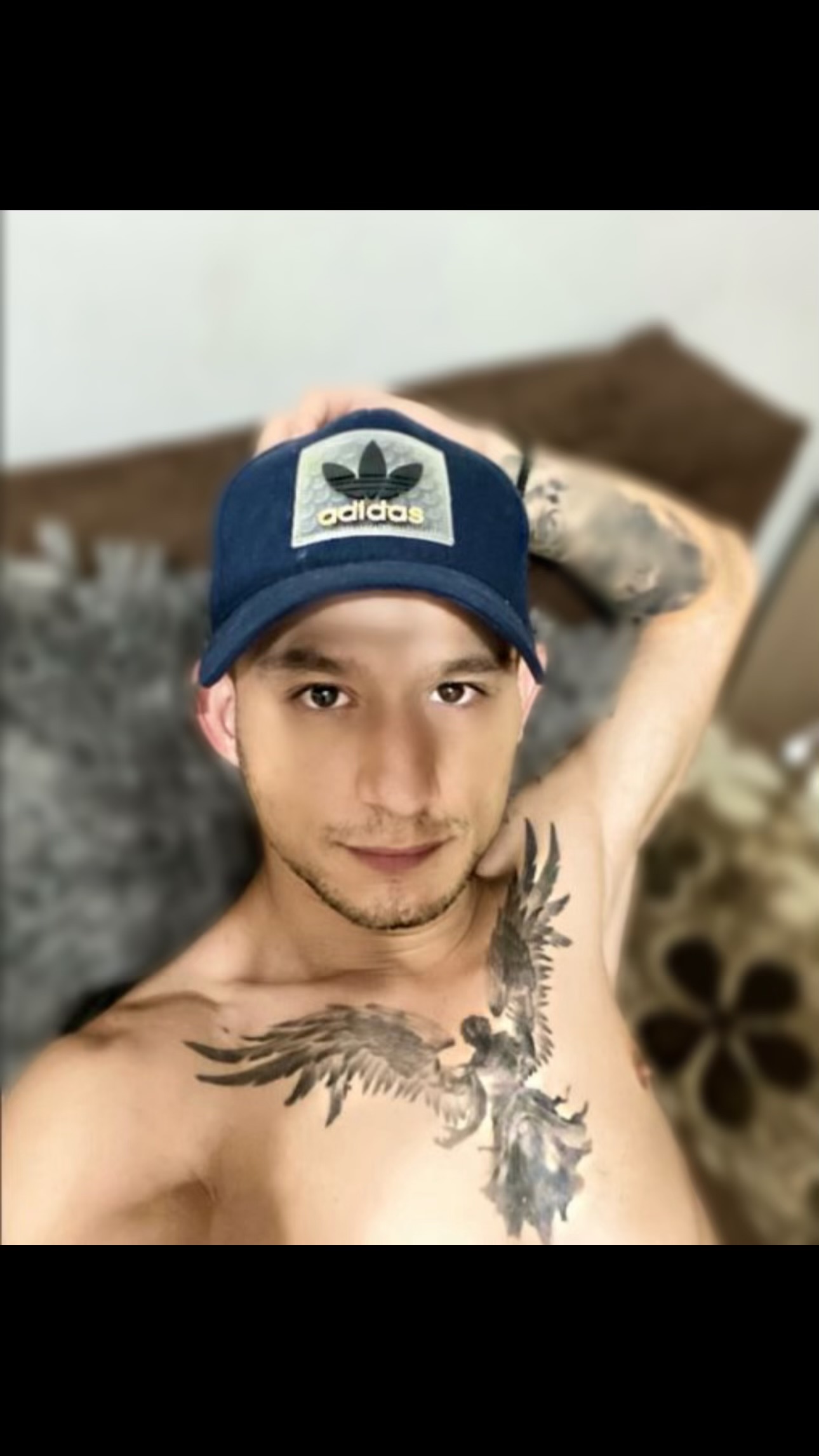 Bucuresti - Escorta Sexy - Salut, ma numesc David , 28 ani , cu locatie .  Va ofer masaj de relaxare erotic si multe alte fantezii, trebuie doar sa fi decis ce vrei! Nu raspund la numere private ! Nu trimit poze xxx! Cei ce au pofta de caterinca vor fi blocati! Mai multe detalii va astept la telefon sau whatsApp! Multumesc