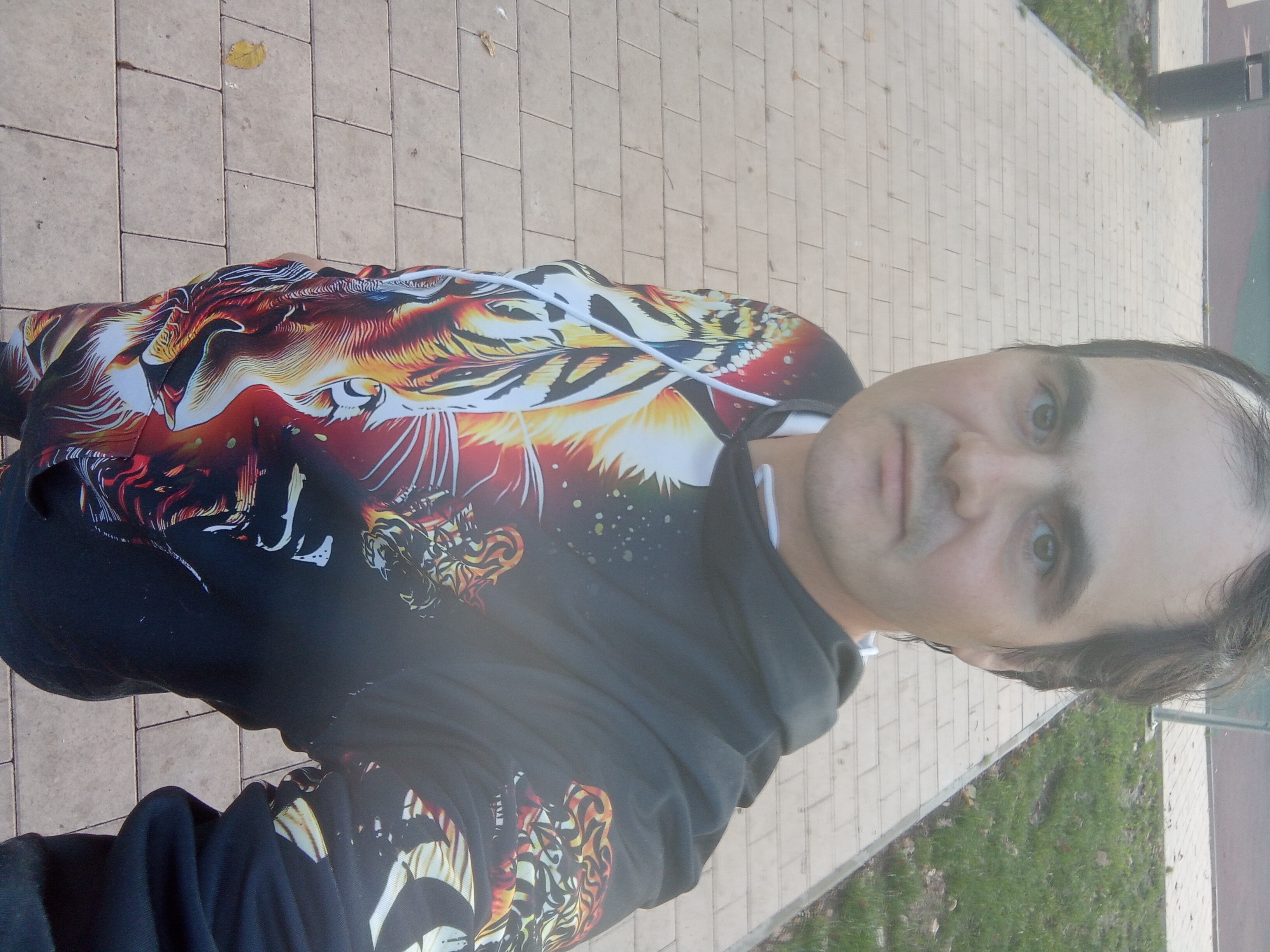 Galați - Escorta Sexy - Eu sunt Marian din Tudor Vladimirescu jude?ul Gala?i sunt doar activ sunt în c?utarea unui pasiv care s? îmi fac? toate pl?cerile ?i cei care doresc s? o facem cu adev?rat a?tept mesaje pe telefon