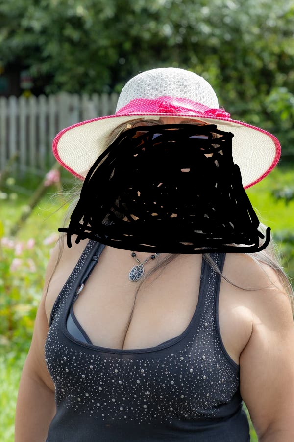 Escorta Sex - Matura ofer servici de calitate fara graba și masaj de relaxare contra cost domnilor manierați detalii watap - Telefon: 0721121260 