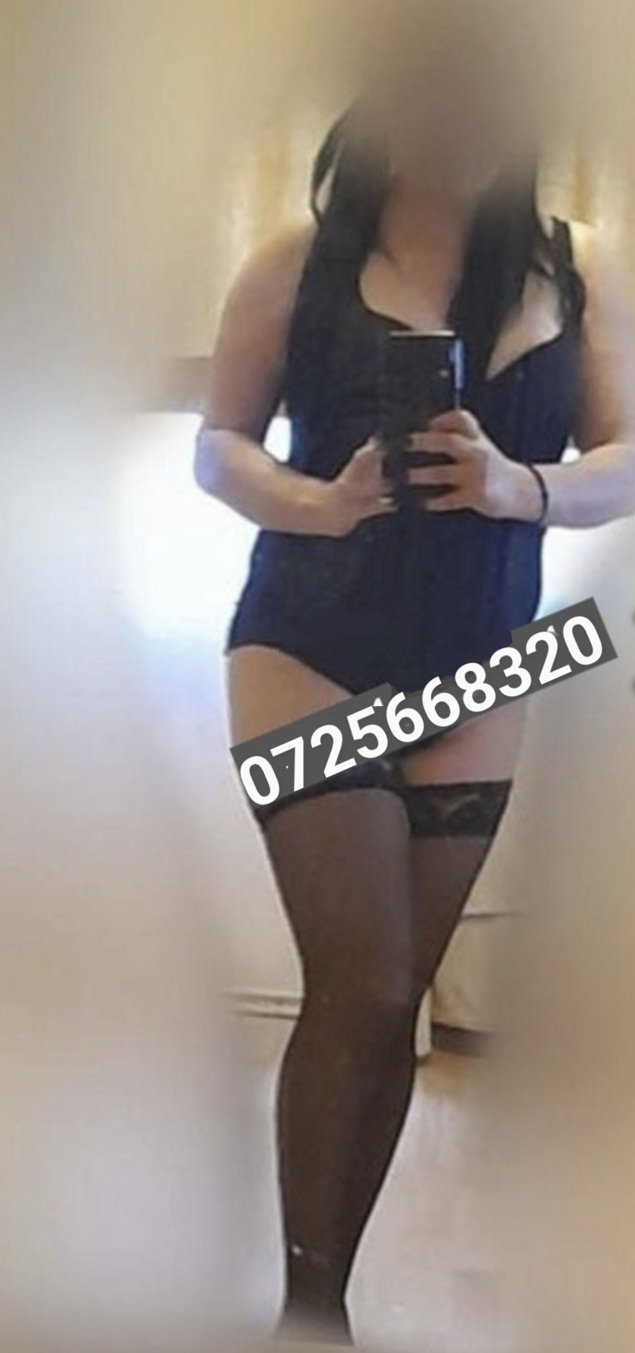 Escorte / Sex / Anunturi Matrimoniale in Bucuresti - Telefon Escorta: 0725668320 - Servicii Escorta: Escorta bruneta reala, draguta si cu bun simt ofer companie, masaj terapeutic si masaj corporal de intretinere.  Prosoape curate, igiena.  Pt.  detalii in plus suna-ma.  Detalii la telefon. 