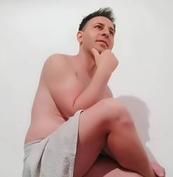 Constanța - Escorta Sexy - Escorta sexy si atenta la detalii te astept la mine domn serios sa-ti ofer cele mai bune servicii de companie, masaj de relaxare, body cu creme si uleiuri parfumate, esti un domn caruia ii place atmosfera atunci suna-ma, nu iti va parea rau.  Detalii la telefon. 