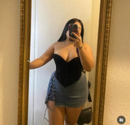 Escorte din - Pitesti Romania | Anunturi Matrimoniale / Escorte Sexy  - Telefon:  0752345071 - Escorta manierata am revenit.  Ofer companie si masaj terapeutic facut cu creme si uleiuri aromate domnilor manierati intr-o locatie discreta.  Locuri de parcare si ac.  Detalii la telefon.  