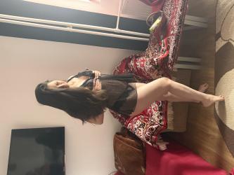 Ploiesti - Escorta Sexy - Escorta senzuala iti pot oferi companie, masaj de relaxare, intr-o ambianta placuta, clipe linistite la domiciliul meu sau al tau.  Astept domni seriosi si manierati.  Detalii la telefon
