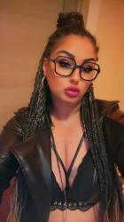 Pitesti - Escorta Sexy - Escorta bruneta reala, draguta si cu bun simt ofer companie, masaj terapeutic si masaj corporal de intretinere.  Prosoape curate, igiena.  Pt.  detalii in plus suna-ma.  Detalii la telefon. 