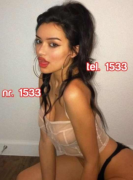 TOATA ROMANIA - Escorta Sexy - 1533 Unicul Numar ♥️ 1533 SEX CHAT SMS si VOCE LIVE la acelasi nr scurt 1533 Doar la NR 1533 suni si trimitI SMS! Numarul scurt 1533 SEX SMS SI/SAU VOCE IN DIRECT NON STOP! Incearca provocarea, misterul si dezlantuirea cuvintelor excitante si vei descoperii placeri nebanuite cu cele mai porno si experte fete tinere si mature! Totul numai cu femei reale, poti sa si suni la acelasi nr unic sa faci proba.  ♥️ 1533 e numarul care trezeste in tine cele mai ascunse fantezii.  Trimite textul SEXTING la 1533 si pornim distractia! Pt adult, tarif 1, 5 €/min/sms+tva