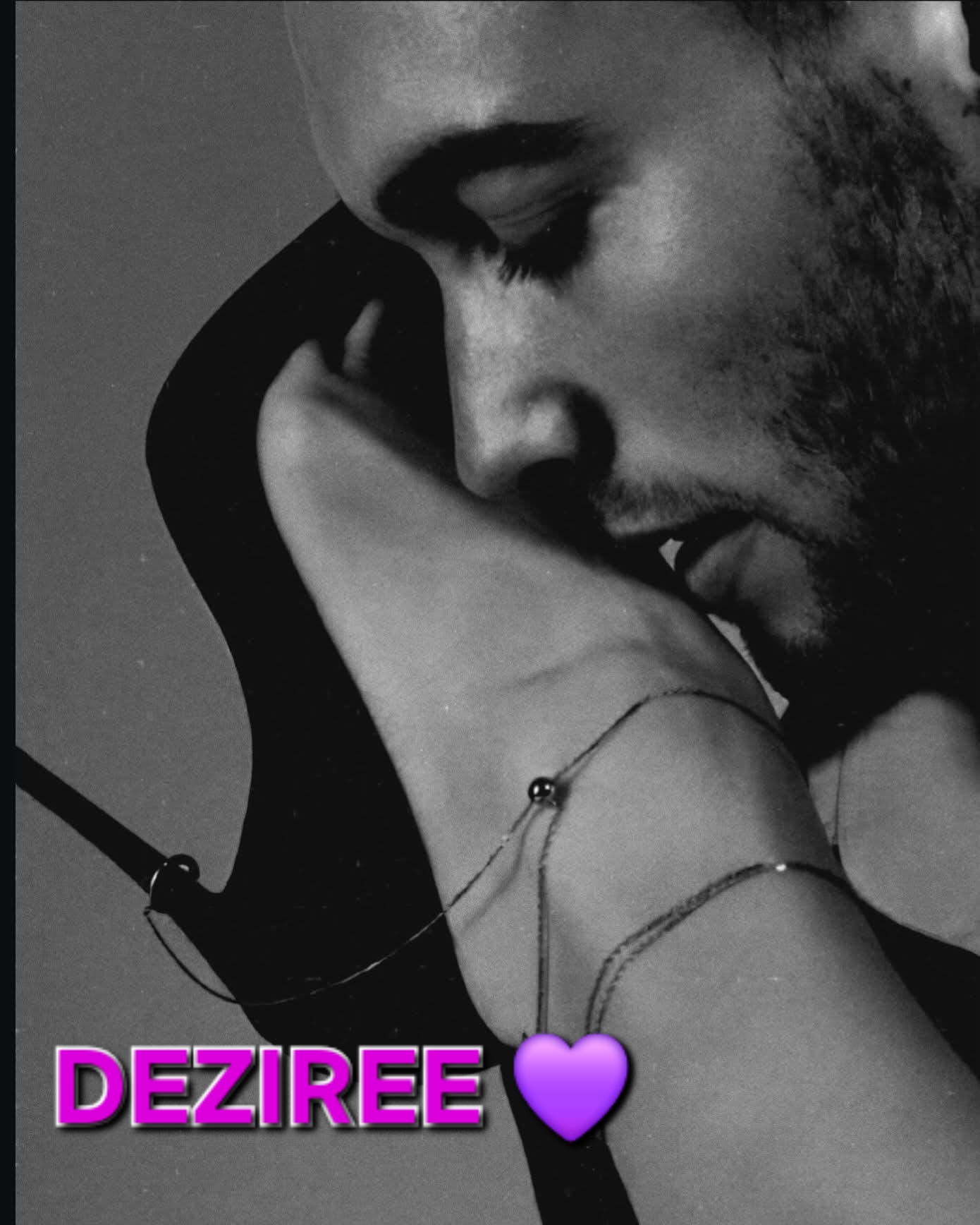 Escorta Oras: Deziree.net - Escorta Telefon: 0906120116 -  Servicii Escorta : ???? Deziree – Dorința care te ascultă ????
Uneori nu vrei să conduci.  
Vrei să fii dorit.  
Vrei să ți se răspundă la fiecare gând nerostit.  
La Deziree.  net, vocea care îți răspunde știe să te asculte, să te urmeze, să te provoace delicat.  
Tu spui.  
Ea îți oferă.  
Tu conduci jocul.  
???? Minute internaționale disponibile direct pe site.  
???? Sună sau trimite SMS la 1523.  
Discreție totală.  Conectare imediată.  
Spune ce îți dorești… și lasă-ne să îți împlinim imaginația. 