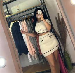 Escorte din - Pitesti Romania | Anunturi Matrimoniale / Escorte Sexy  - Telefon:  0752345071 - Escorta apetisanta, dulce si atenta cu tine, locuiesc singura, ofer masaj complet, garantez igiena si seriozitate, sunt o persoana sociabila, educata, ma adresez persoanelor cu bun simt, nu raspund la privat.  Detalii la telefon.  Poze reale 