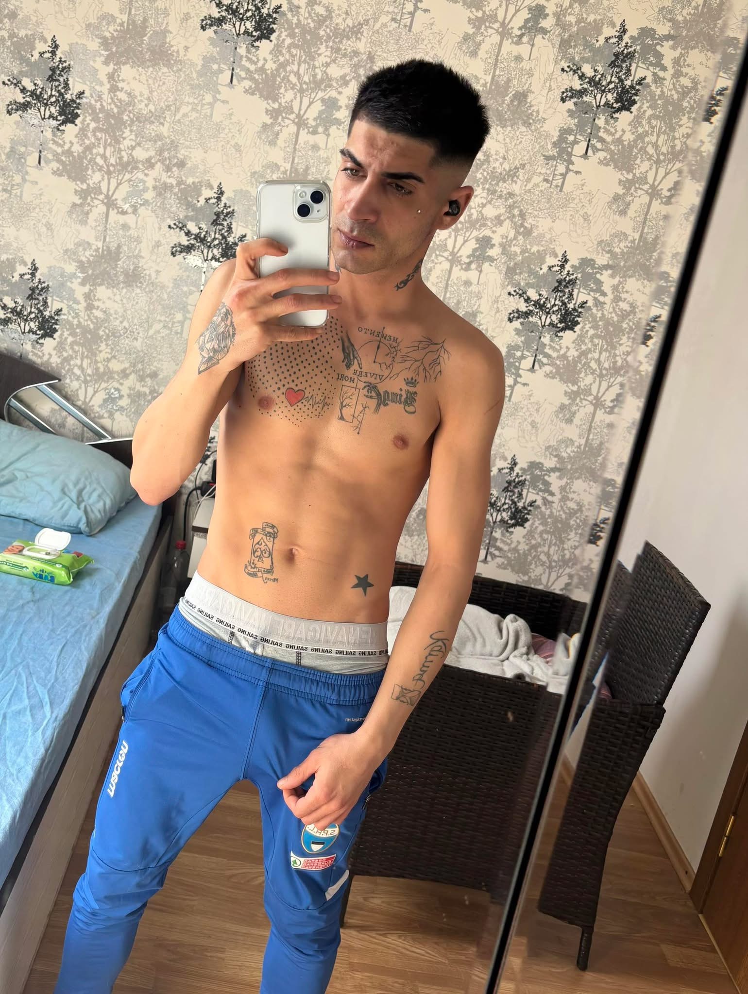 Escorta Oras: Bucuresti - Escorta Telefon: 0756350880 -  Servicii Escorta : Escorta senzuala iti pot oferi companie, masaj de relaxare, intr-o ambianta placuta, clipe linistite la domiciliul meu sau al tau.  Astept domni seriosi si manierati.  Detalii la telefon