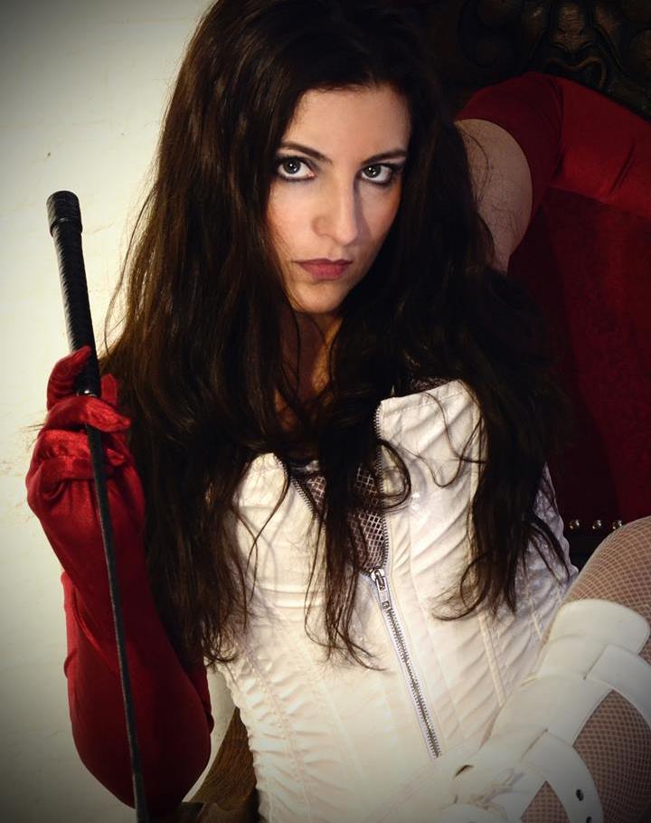 Bucuresti - Escorta Sexy - Stapana experimentata, accept sclavi pentru dominare soft sau hard.  ATENTIE: DOMINAREA NU INCLUDE SEX! Biciure, penetrare, facesitting, CBT, uro/scato, ceruire, feminizare fortata, umilire verbala, etc.  Detin costumatii si jucarii specifice.  Pozele imi apartin.  trimite sms la nr 1580 (1, 5 eur/sms+tva) cu text  PRO DOMINA si eu te voi contacta sau ma poti suna personal pe nr 0906-800-843 (1, 9 eur/min+tva), doar daca esti adult.  Daca vrei sa te fac sclavul meu personal, tu doar contacteza-ma!