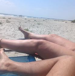 Escorta Oras: Bucuresti - Escorta Telefon: 0757604541 -  Servicii Escorta : Escorta senzuala iti pot oferi companie, masaj de relaxare, intr-o ambianta placuta, suntem cuplu soț si soție vă asteptam să va descoperiți cele mai ascunse fantezii si secrete suntem deschisi si naturali vă așteptăm să  descoperiți cele mai ascunse fantezii.  .  .  .  clipe linistite la domiciliul meu sau al tau.  Astept domni seriosi si manierati.  Detalii la telefon