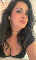 Constanța - Escorta Sexy - Escorta sexy si atenta la detalii te astept la mine domn serios sa-ti ofer cele mai bune servicii de companie, masaj de relaxare, body cu creme si uleiuri parfumate, esti un domn caruia ii place atmosfera atunci suna-ma, nu iti va parea rau.  Detalii la telefon. 