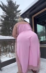 Bucuresti - Escorta Sexy - Escorta senzuala iti pot oferi companie, matura MILF 45 ani masaj de relaxare, intr-o ambianta placuta, clipe linistite la domiciliul meu sau al tau.  Astept domni seriosi si manierati.  Detalii la telefon