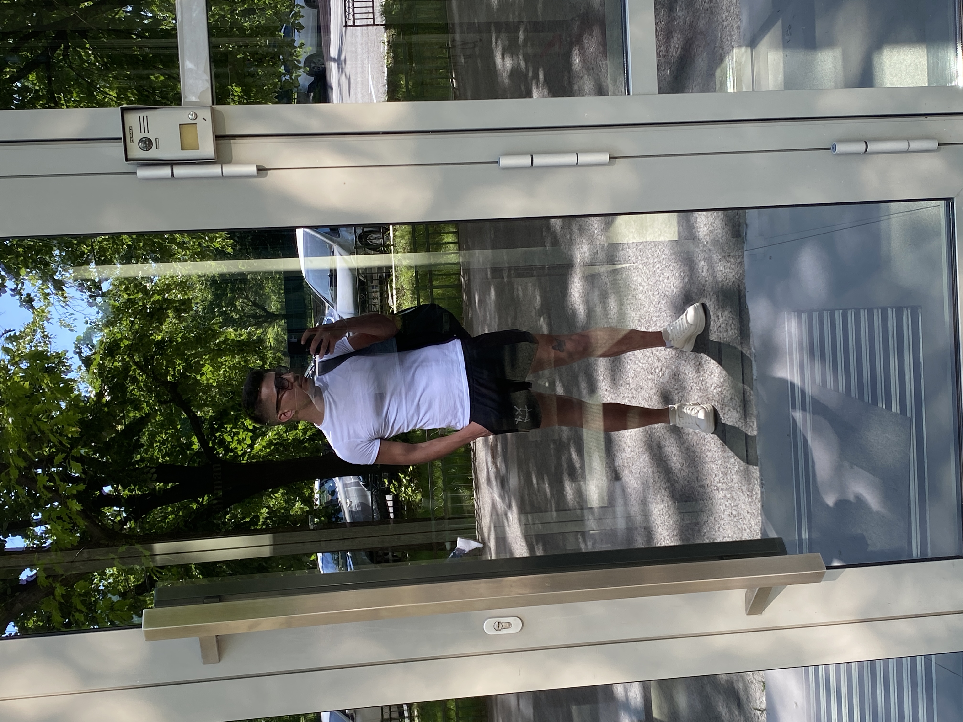 Escorta Oras: Bucuresti - Escorta Telefon: 0762382715 -  Servicii Escorta : Escorta senzuala iti pot oferi companie, masaj de relaxare, intr-o ambianta placuta, clipe linistite la domiciliul meu sau al tau.  Astept domni seriosi si manierati.  Detalii la telefon