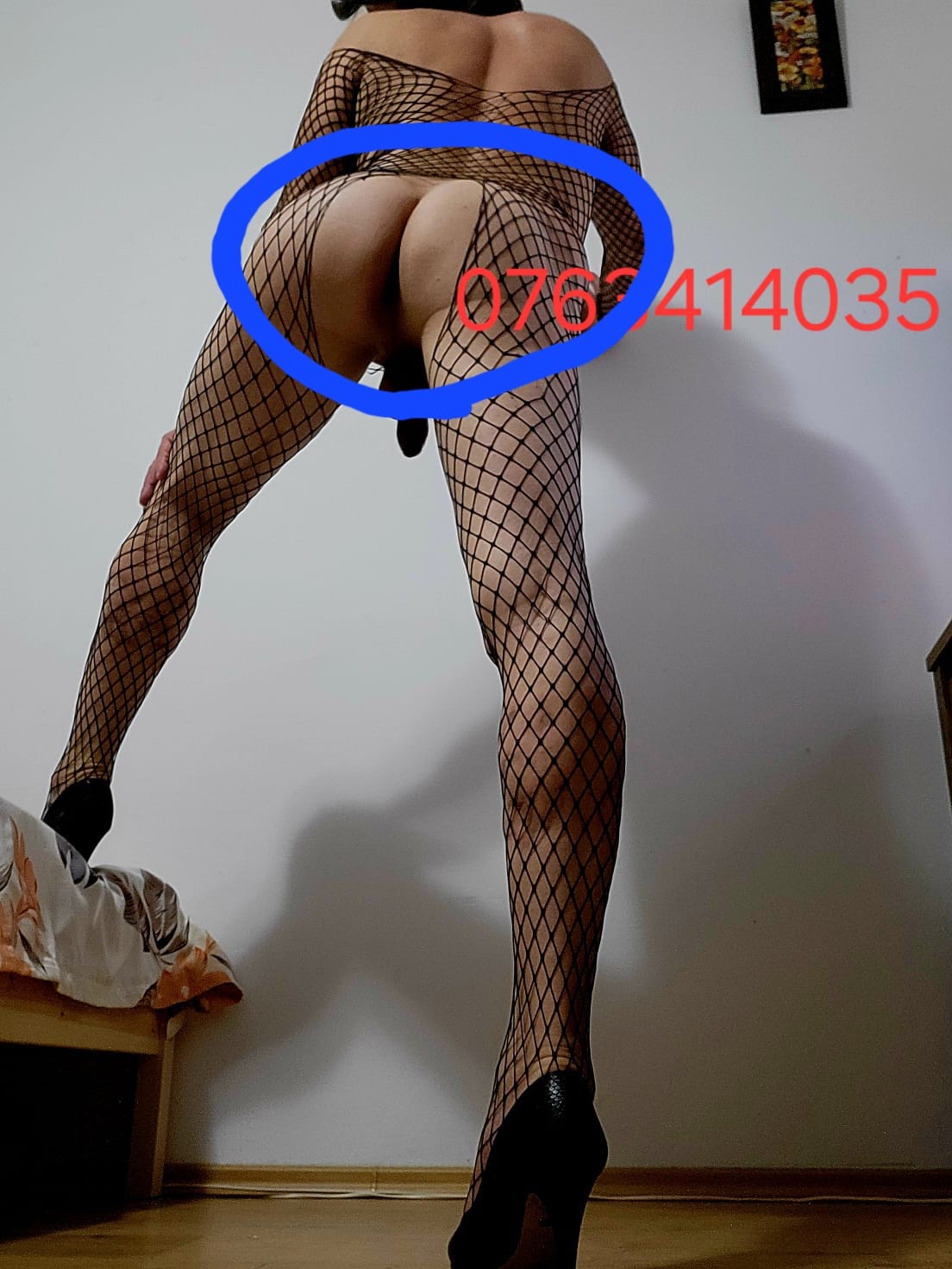 Bucuresti - Escorta Sexy - Travestit? dotat? versatil? ofer companie intim? domnilor discret ?i genero?i poze reale