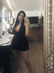 Escorte din - Pitesti Romania | Anunturi Matrimoniale / Escorte Sexy  - Telefon:  0730217791 - Escorta bruneta reala, draguta si cu bun simt ofer companie, masaj terapeutic si masaj corporal de intretinere.  Prosoape curate, igiena.  Pt.  detalii in plus suna-ma.  Detalii la telefon.  