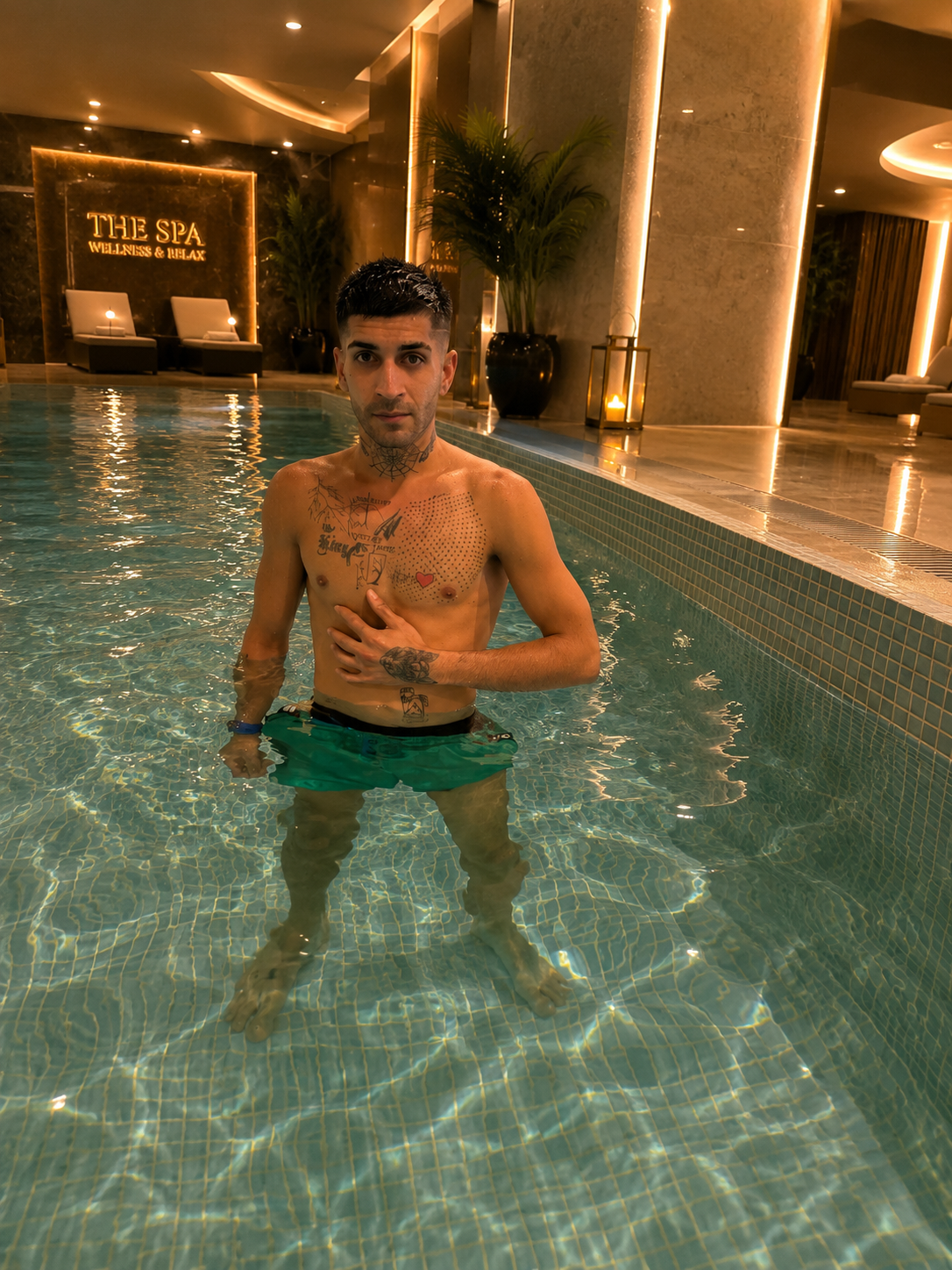 Bucuresti - Escorta Sexy - Escorta senzuala iti pot oferi companie, masaj de relaxare, intr-o ambianta placuta, clipe linistite la domiciliul meu sau al tau.  Astept domni seriosi si manierati.  Detalii la telefon