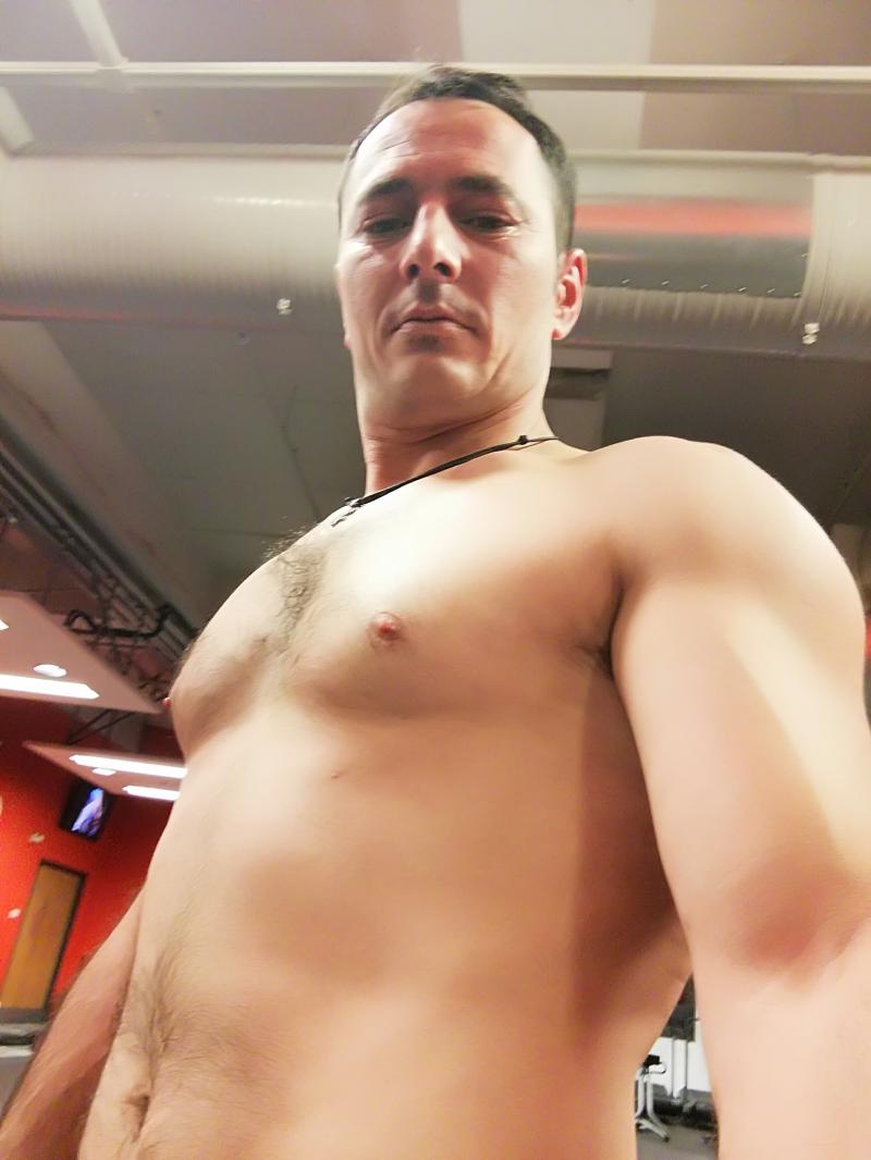 Escorta Oras: Bucuresti - Escorta Telefon: 0767505260 -  Servicii Escorta : B?rbat doar activ