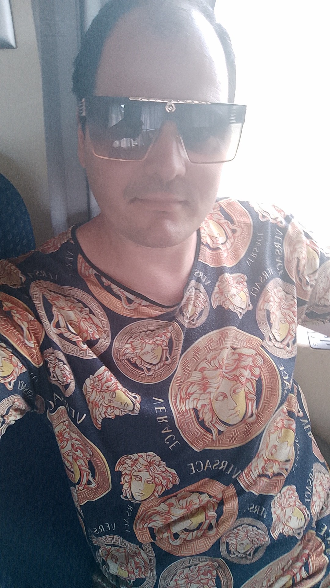 Galați - Escorta Sexy - Salutare tuturor
Sunt activ cine dore?te al?turi mine
Accept numai pasivi
Cu vârsta cuprins? 18-50 ani
A?tept un mesaj in privat nu am ma?in? ?i nici nu am loc eu sunt din Tudor Vladimirescu jude?ul Gala?i