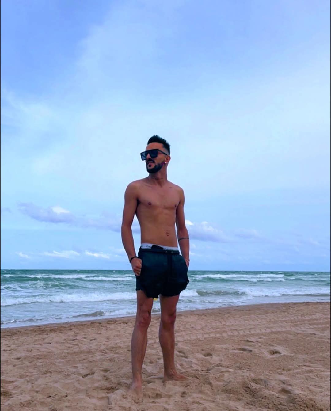 Escorta Oras: Bucuresti - Escorta Telefon: 0746448134 -  Servicii Escorta : Pentru detalii contacteaz?-m? în privat 
Sunt aici doar pentru domnii genero?i!