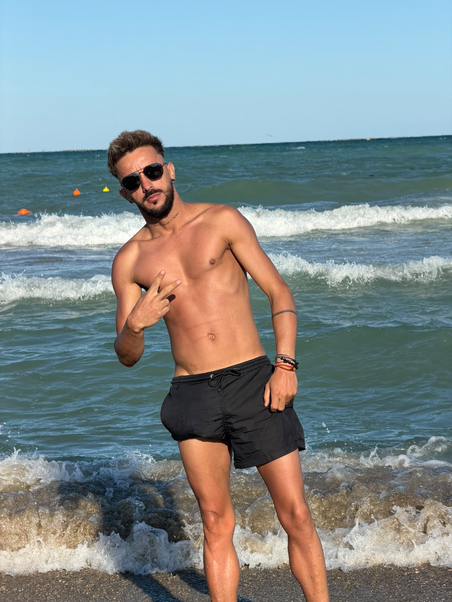 Escorta Oras: Bucuresti - Escorta Telefon: 0746448134 -  Servicii Escorta : Sunt aici pentru domnii serio?i ?i discre?i care ?tiu ce vor.  
Pentru detalii m? pute?i contacta în privat. 