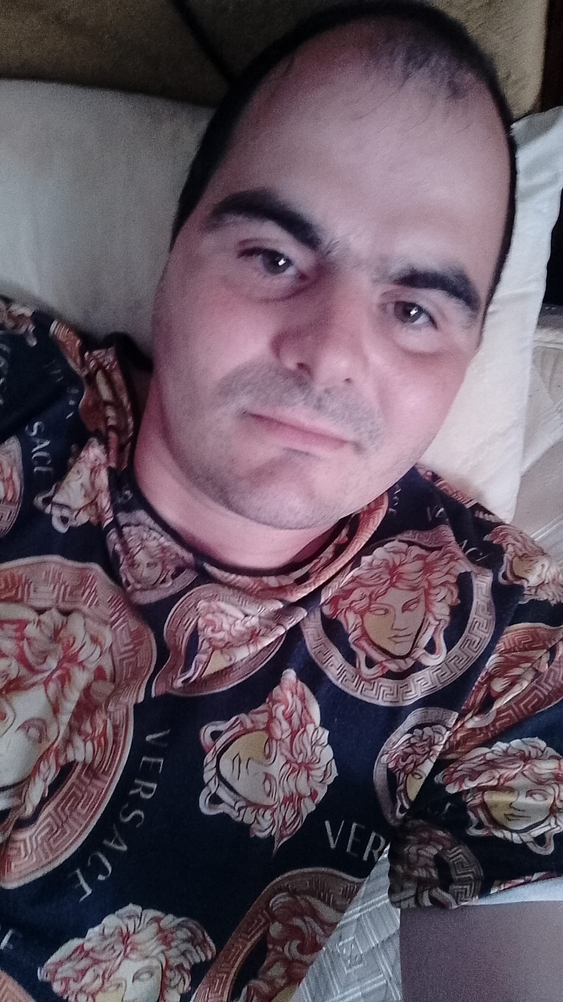 Galați - Escorta Sexy - Eu sunt Marian din Tudor Vladimirescu județul Galați caut o persoană care să îmi facă toate plăcerile îmi place să o dau la supt îmi place să te pun capră să te fut îmi place să îmi faci toată plăcerile aștept mesaje pe WhatsApp sau la telefon cei care au drum spre Galați și vor să o facem cu adevărat aștept mesaje eu nu am mașină și nici loc nu am