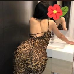 Pitesti - Escorta Sexy - Escorta senzuala ofer companie si masaj tantric.  Te invit pe tine domn manierat sa te bucuri de o sedinta de masaj relaxant intr-un ambient discret si placut, daca apreciezi masajul, esti unde trebuie, poze reale,