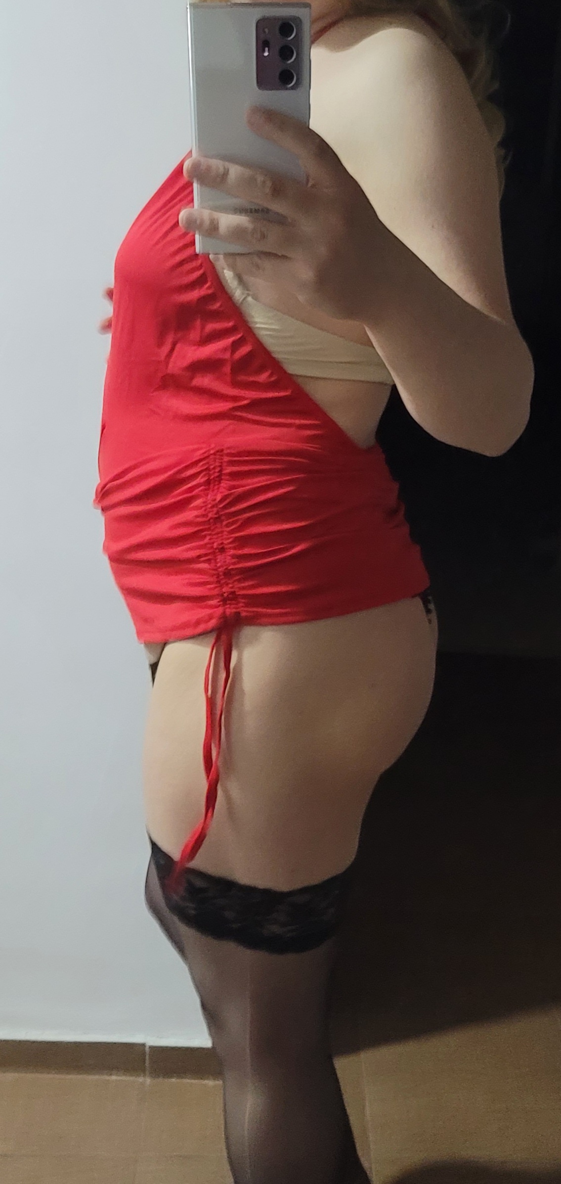 Bucuresti - Escorta Sexy - Buna! Eu sunt Ema, o travestita pasiva, sexy si nebunatica, care face totul cu drag si multa pasiune.  Sunt nerabdatoare sa te satisfac.  Imi plac barbatii dotati, manierati, care stiu ce vor.  Nu accept in stare de ebrietate sau cu bile.  Stiu ca ma vrei, asa ca astept sa ma contactezi pe whats app.  I speak english. 