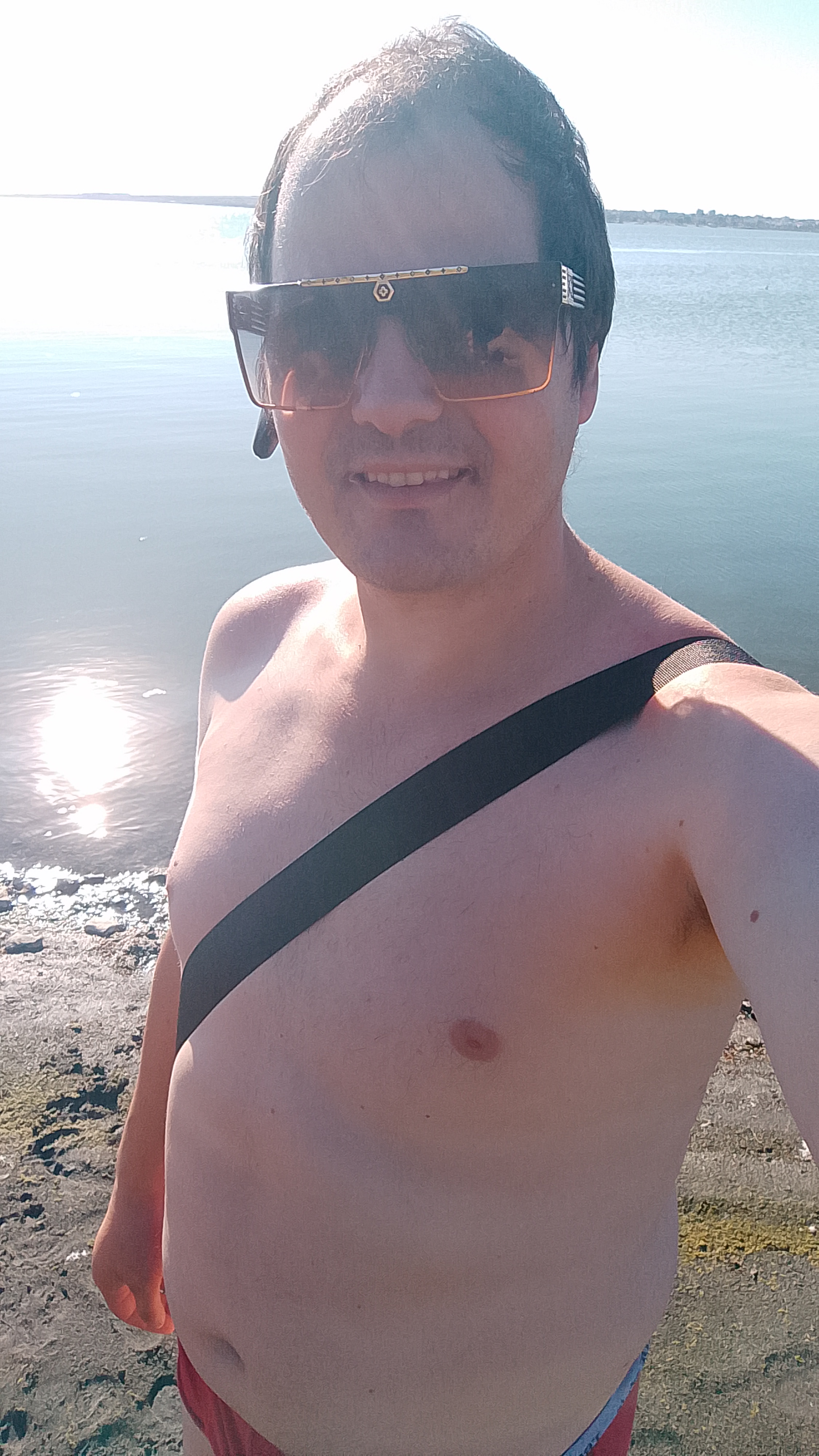 Galați - Escorta Sexy - Eu sunt Marian din Tudor Vladimirescu județul Galați sunt doar activ sunt în căutarea unui pasiv eu locuiesc cu părinții nu am loc și îmi place să o dau la supt îmi place să te pun capră să te fut Cine are drum spre Galați și vrea să o facem aștept mesaje pe WhatsApp sau la telefon nu am loc și nici mașină nu am