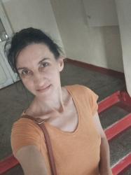GALAȚI - Escorta Sexy - Pt o relaxare contactează mă folosesc și WhatsApp poza reală Galați ofer companie domnilor manierați higienă discreție și seriozitate maxima preț acceptabil poza reală Galați