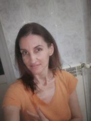 Galați - Escorta Sexy - Escorta matura iti pot oferi companie, intr-o ambianta placuta, clipe linistite la domiciliul meu .  Astept domni seriosi si manierati.  Detalii la telefon
