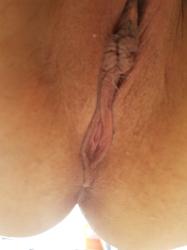 Bucuresti - Escorta Sexy - Lasa-ti trupul sa-mi vorbeasca! Ma aflu aici,  sa iti ofer placerea de care ai nevoie.  Sunt mistress Sanziana, intruchiparea celor mai adanci si senzuale stari, celor mai ude si indraznete vise ale tale.  Eu iti apas pe factorii declansatori si te conduc catre extaz.  Suna-ma, daca ai nevoie de cineva care stie sa iti asculte doleantele, sa te elibereze de emotiile reprimate, sa iti indeplineasca fanteziile ascunse! Suna-ma, daca doresti sa te bucuri de extazul clipelor petrecute in compania mea! Iti pot oferi masaj, femdom, role play, pegging, jocuri senzuale ori senzoriale,  de seductie sau de subordonare, strapon play, feminizare, facesitting, uro, masturbare, dirty tslk, umilire, porunci, pedepse, imobilizare, prizonierat, obiectificare, tortura, fisting, ceruire, fetisuri, bdsm, incornorare. 
